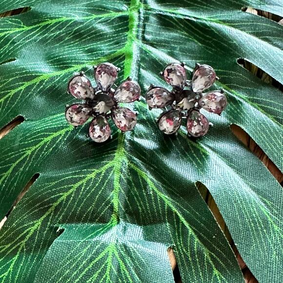 BOGO FREE GUNMETAL
FLOWER POST EARRINGS - Picture 1 of 6